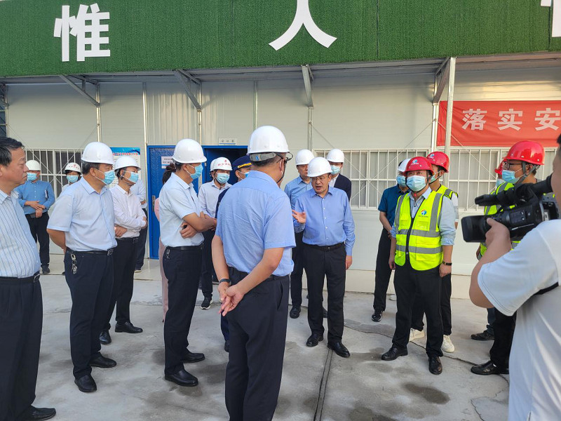 1632988577793.jpg 新乡市市长魏建平至新乡西台头三期项目检查指导工作_副本.jpg