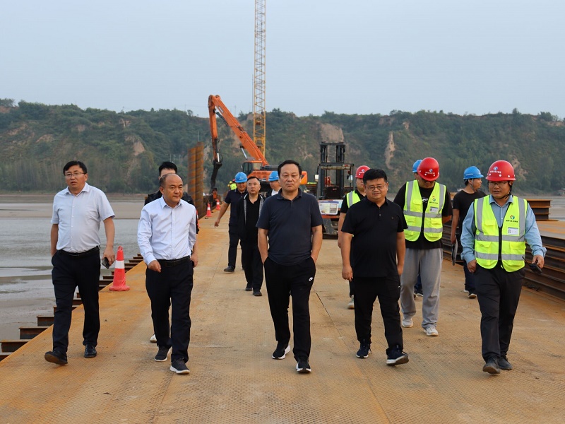 1665219490381.jpg 河南省交通运输厅二级巡视员李强莅临焦平高速焦荥段第四经理部检查指导工作-1.jpg