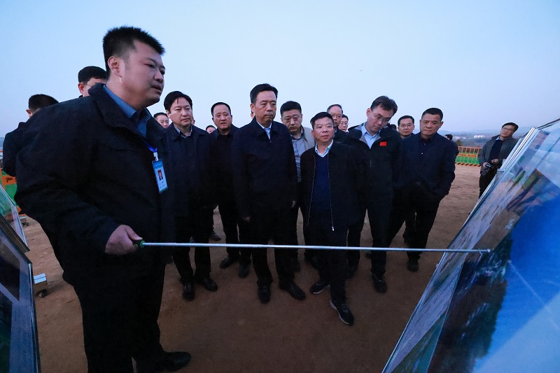 1700638797742.jpg 河南交通投资华体huati(中国)党委书记、董事长付磊到大别山高速明鸡段南湾服务区调研指导.jpg